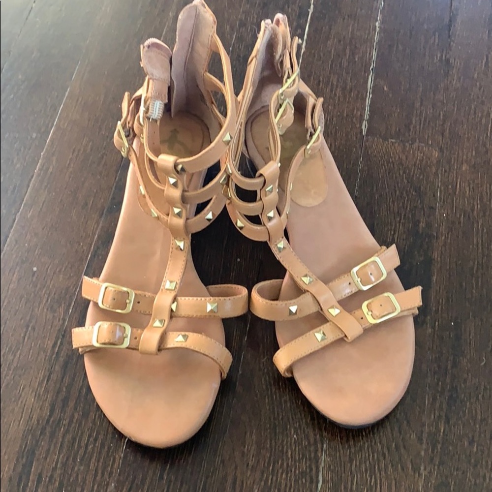 Tan gladiator shoes